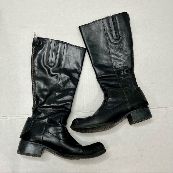 boc Black Heeled Boots - Picture 2 of 9